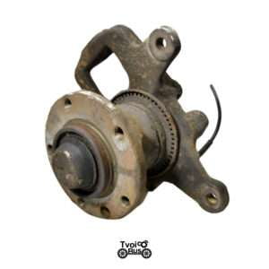 Ступиця передня права (цапфа) (двокаткова) на Mercedes Sprinter 2.2 / 2.7 cdi A9043320502