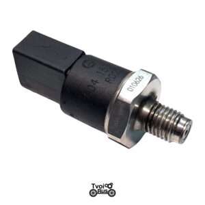 Датчик тиску палива в рейці на Мерcедес Спрінтер 2000-2006 2.2 / 2.7 cdi (ОМ 611, 612) A0041531528